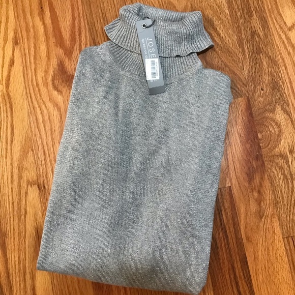 ▪️JOSEPH A Silver Glitter Turtleneck - Picture 6 of 9